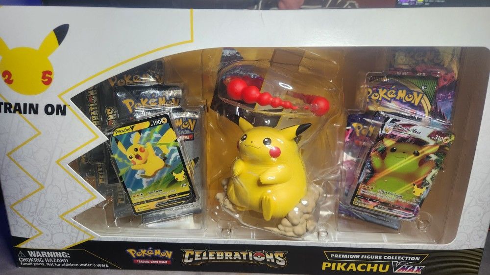 Pokemon Pikachu Vmax Premium Figure Collection