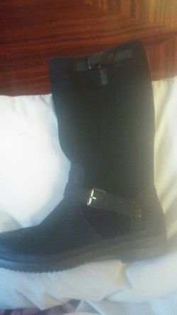 Ugg boots size 8