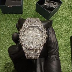 Buss Down Watch
