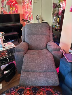 Lazy boy recliner