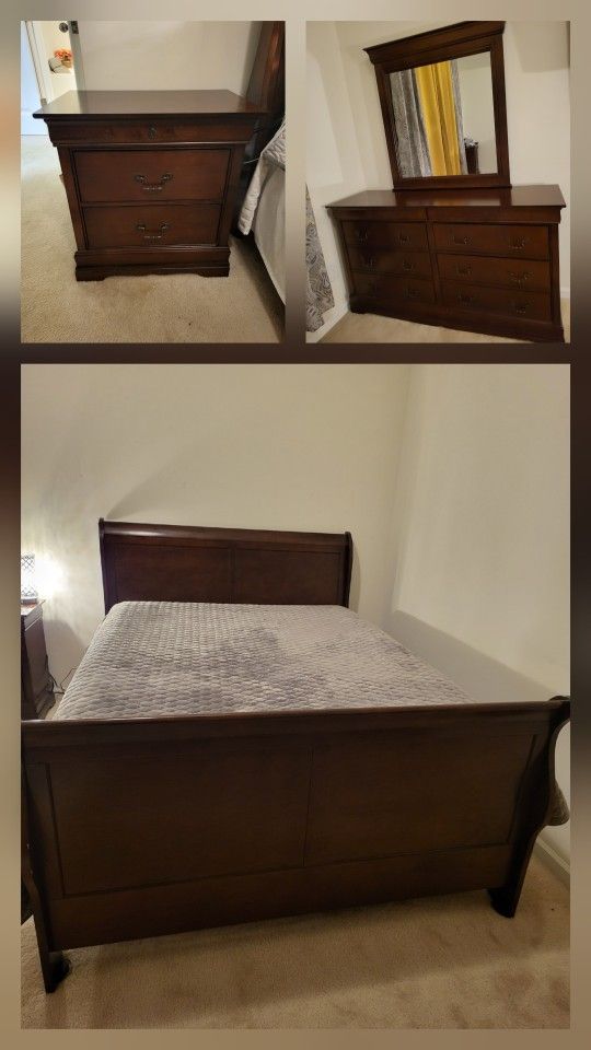 Queen Sleigh Bed Set