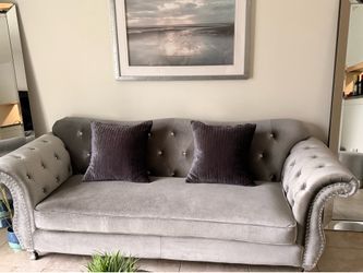 Grey Fancy Couche