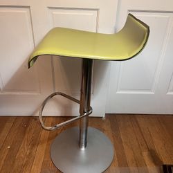 Rare Lime Green Ligne Roset PAM Kitchen Bar Stool (Seat Height 19” - 25”)