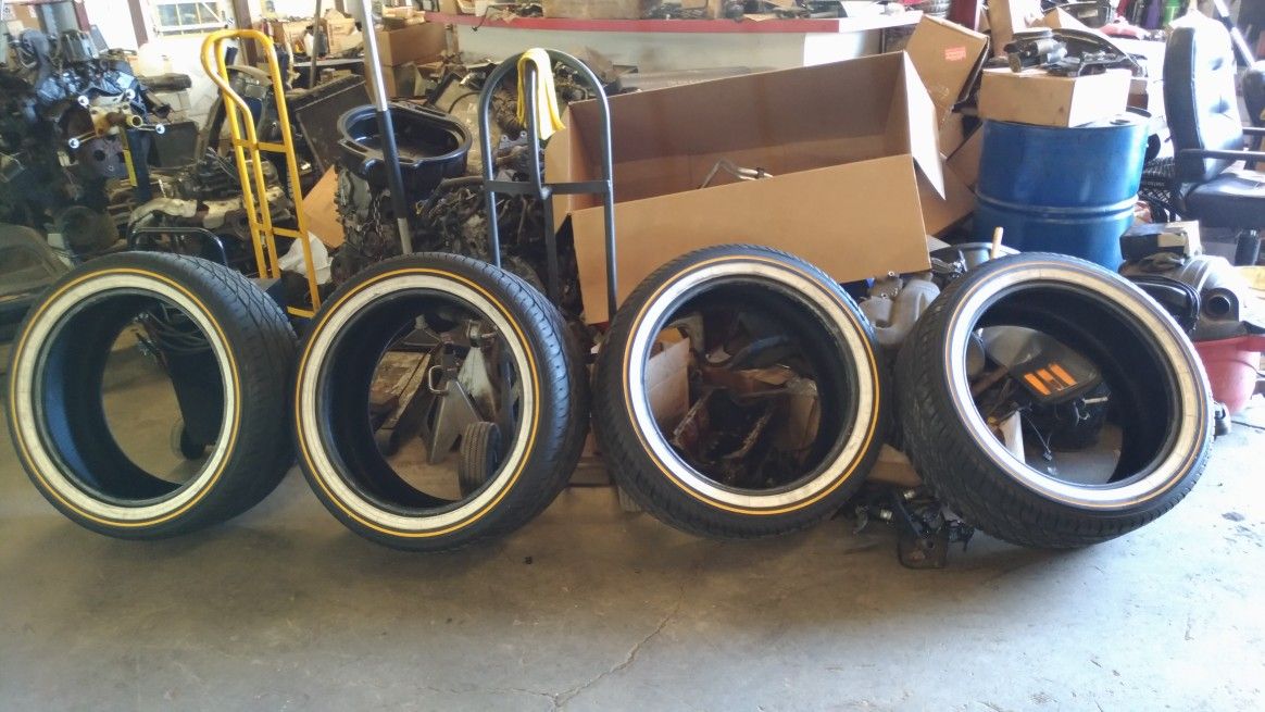 22 inch Vogue tires 285 45 R22