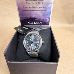Citizen Eco Drive Weekender Analogue 42mm Green Nylon Watch Brand New In Box