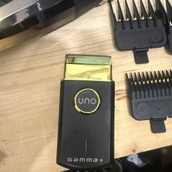 Uno Shaver