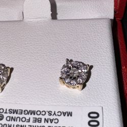 Solid 14k Gold  Diamond Earrings