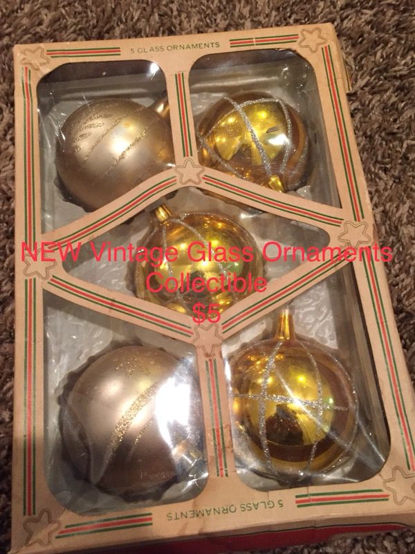 NEW Vintage / Collectibles Christmas Gold & Silver Glass Sphere Ornaments