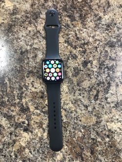 Series 4 44mm Apple Watch