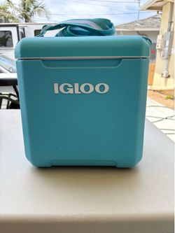 Igloo Tag-Along Hard Shell Cooler