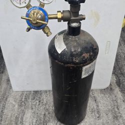 Nitrogen Tank With Regulator