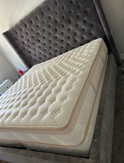 Eastern  king bed