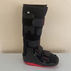 Xcel TRAX Walker Boot
