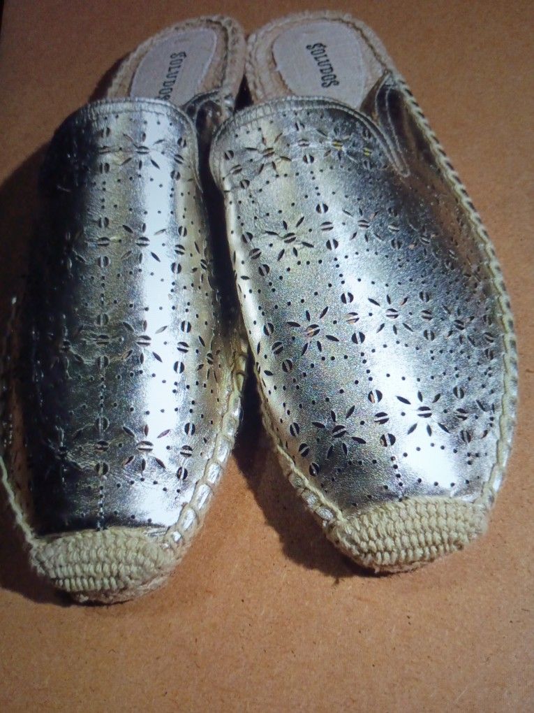 SOLUDOS. CHAMPAGNE ESPADRILLE FLATS ROUND TOE LOAFER MULES FOR WOMEN SIZE 11