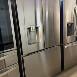 🥶 NEW LG CounterDepth MAX 25.5 CuFt French Door Refrigerator Dual Ice Craft Stainless LRFXC2606S