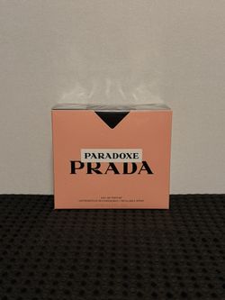 Prada- Paradoxe Eau de Parfum