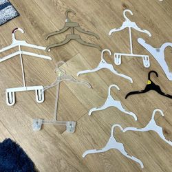 Assorted Kids Clothing Hangers Set