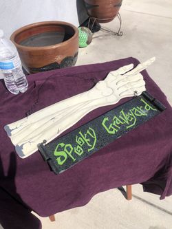 Halloween Decoration Sing Spooky Graveyard 