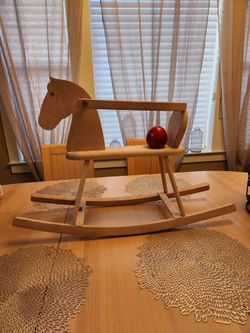 Rocking Horse With Arm Rest 