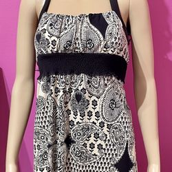 Beautiful Flowery Dress Size L