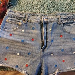 No Boundaries Womens Junior Shorts High Rise Embroidered Stars