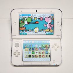 Disney Nintendo 3DS XL W/ HShop 