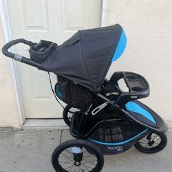 BABY TREND JOGGING STROLLER 