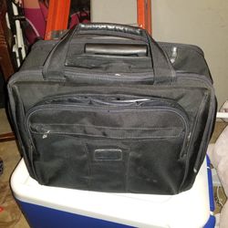 Rolling laptop brief case