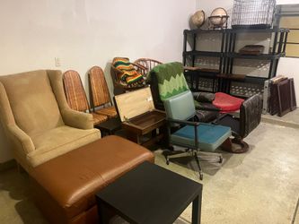 Free Reclining Sofas, Sectional, Thomasville Rigs, gaming chairs,