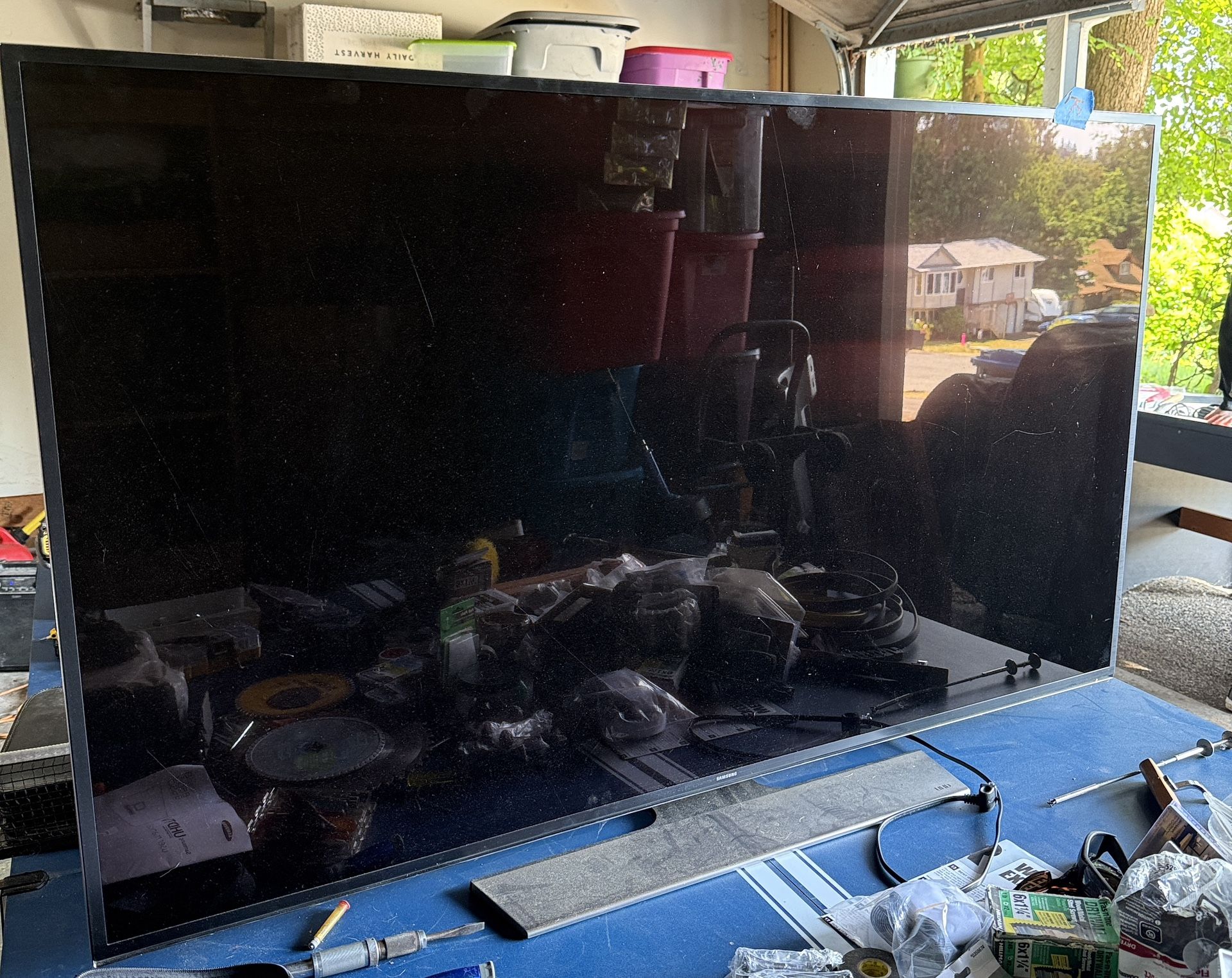 60in Samsung smart tv 3D