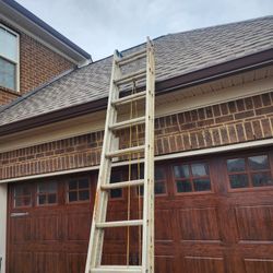 *** 24 FT ALUMINUM EXTENTION LADDER ***