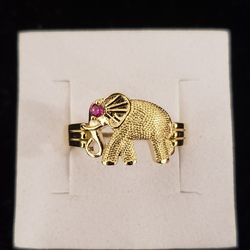 10kt Gold Elephant Ring