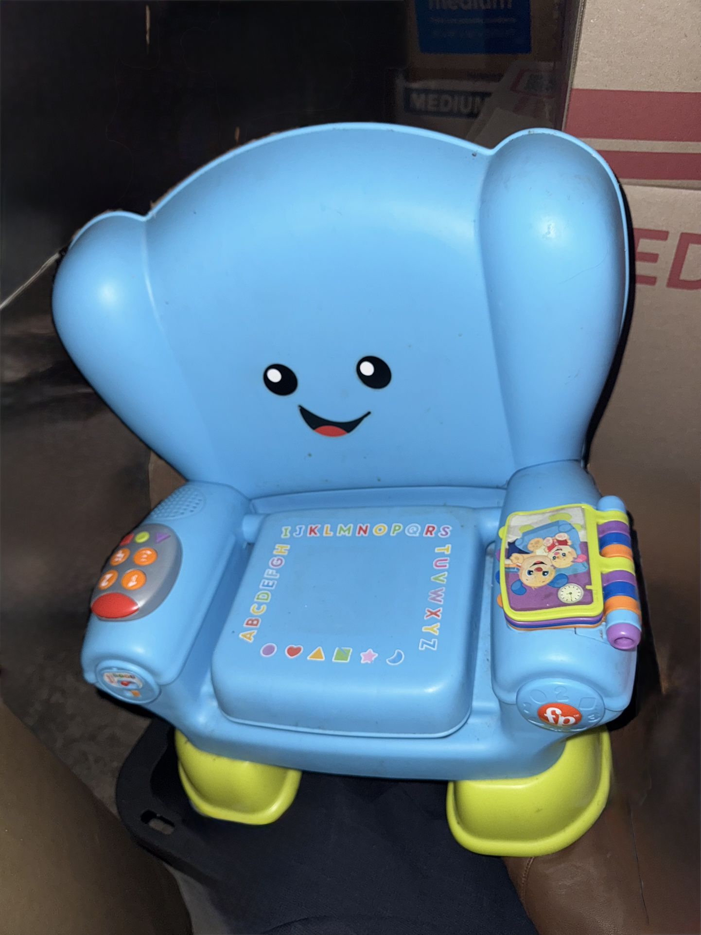 Electronic learning toy chair