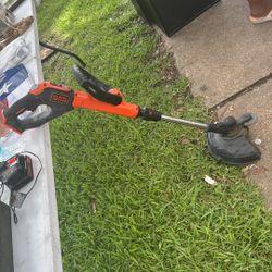 Price drop!! Weed Wacker/Edger With Wheel, Spreader, 3 Waterhose Timers 