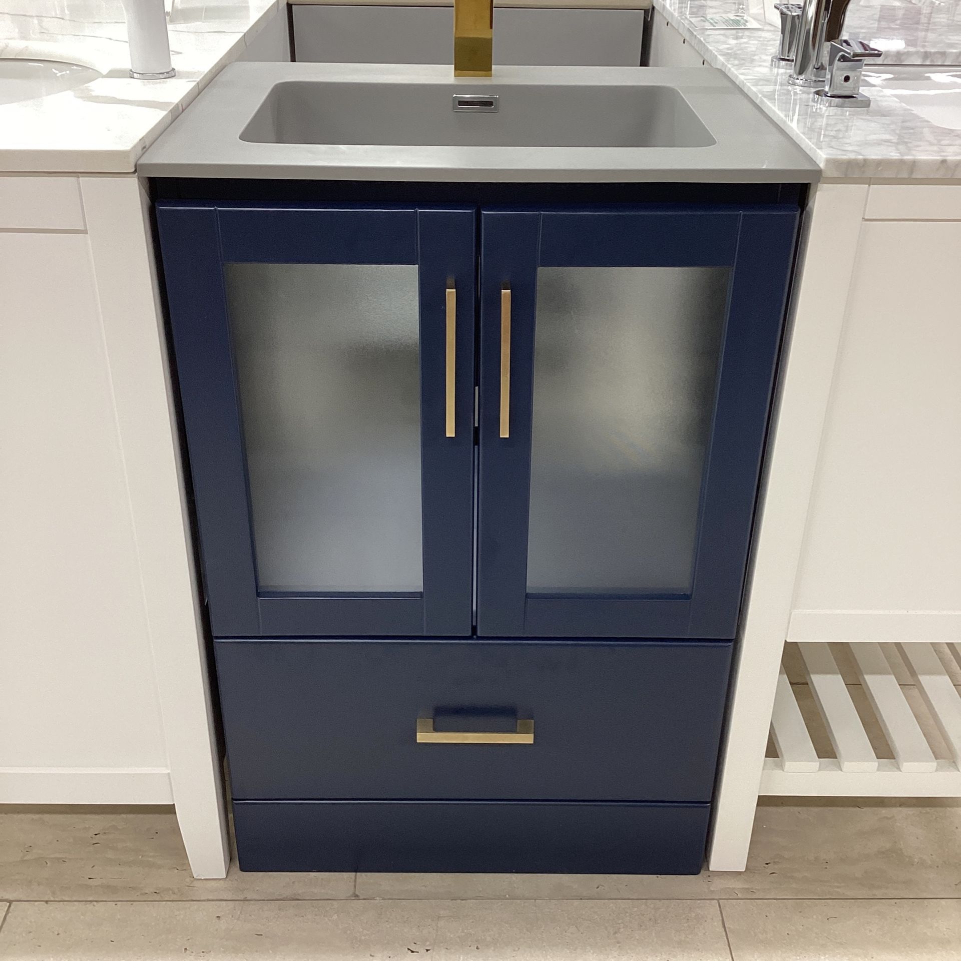 Royal Pompano 24” Bathroom Vanity