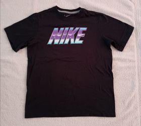 Vintage Kid's Sz M Nike Graphic Short Sleeve Shirt