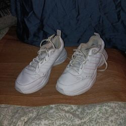 Adidas Shrutters Size 7 