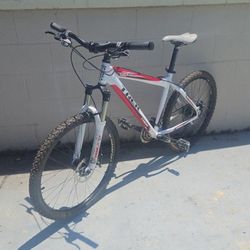 Trek Mountain Bike 26" Tires