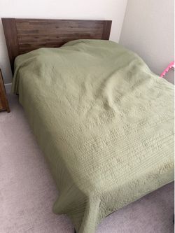 Queen mattress & bed