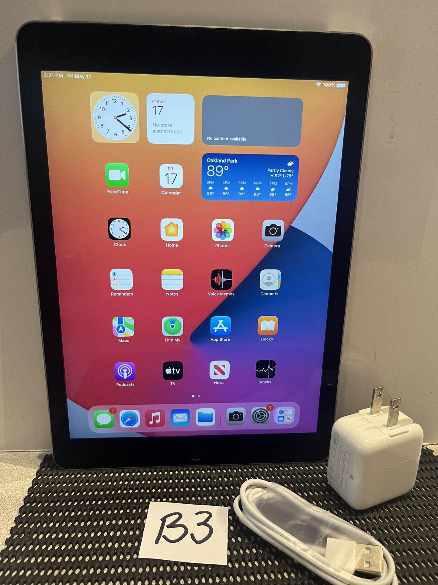 Apple iPad AIR 2 16GB WiFi + Cellular UNLOCKED 9.7” iPad—Space Gray complete