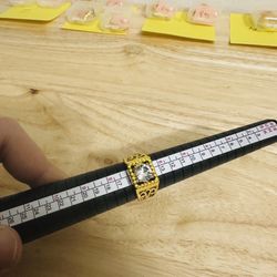 ✨ 18K Gold-Tone Ring – Size 7 ✨