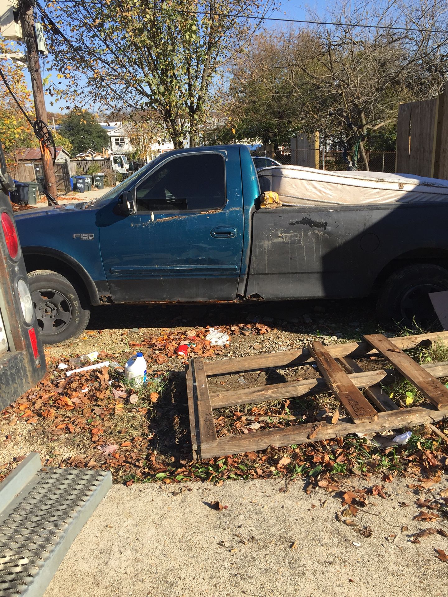 Ford F-150 5 speed Open to trades