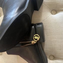 MK Michael Kors 6 1/2 6.5