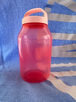 Tupperware container-New