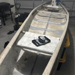 16ft Canoe 