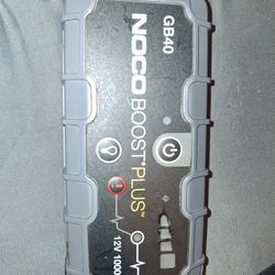 Portable V12 Car Battery Jump Starter