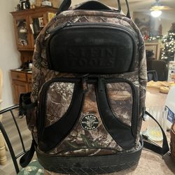Klein Tool Camo Backpack Used