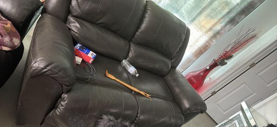 2pcs  leather sofas