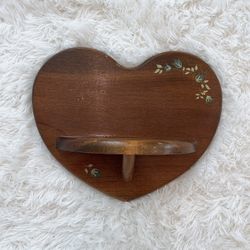 Vintage 90s Heart Shelf ᰔ