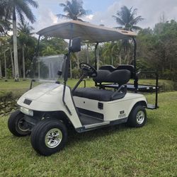 Ezgo Txt Golf Cart 2025 Trogen Batteries 48 Volt System Brand New Rear Seat Kit That Flips Into Flatbed, Front And Rear Led Lights. 